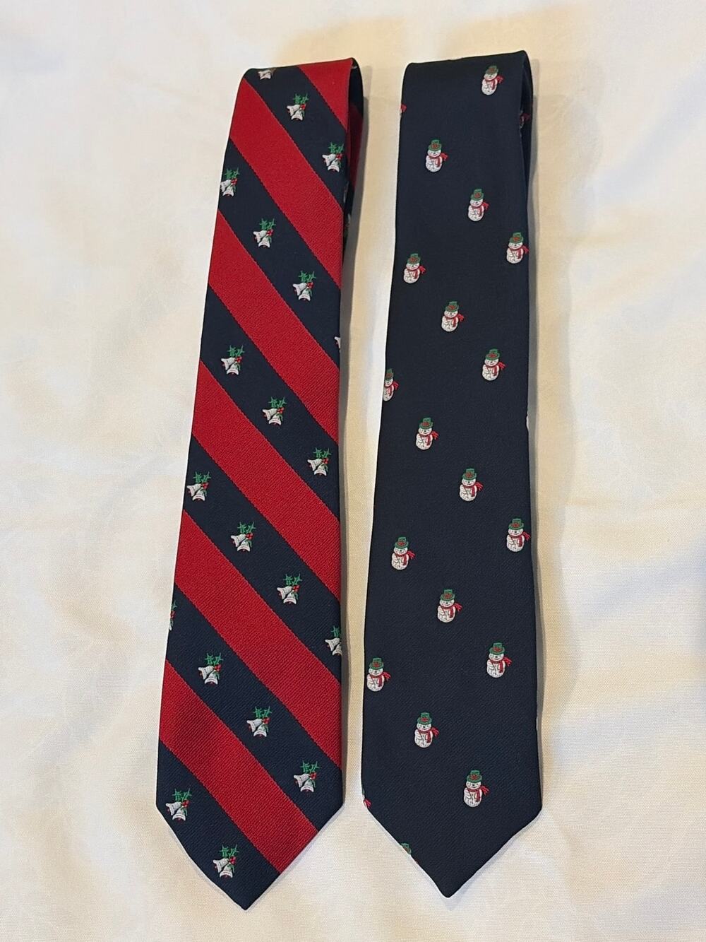 Vintage Christmas Neck Tie Lot Snowman Holly USA Country Clubs Cape Cod 2 Ties